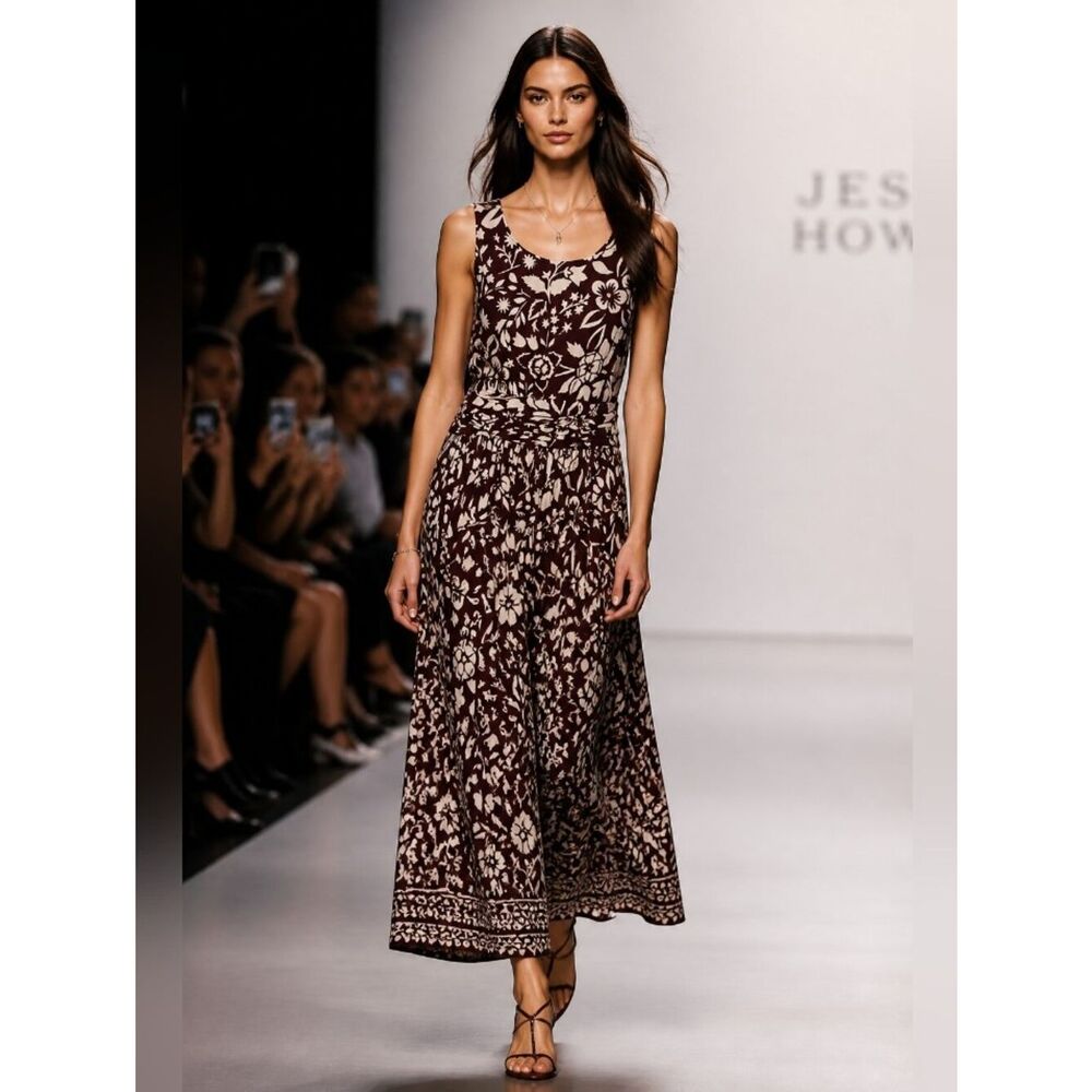Jessica Howard Sleeveless Maxi Dress in Burgundy and Cream Floral
